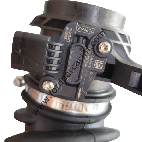 Kuga Hava Filtre Hortumu KOMPLE 1.5 Dizel 2013-2019 Arası Modeller İçin ORJİNAL