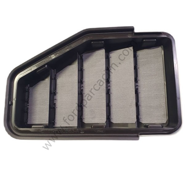 Courier Arka Çamurluk Havalandırması Sol 2014-2023 Arası Modeller İçin ORJİNAL