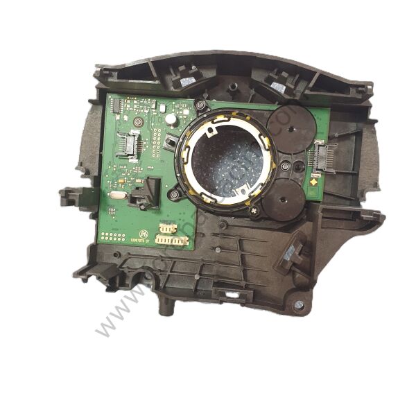 Custom Direksiyon Göbek Yuvası - İç Sinyal Silecek Kol Yuvası 2013-2018 Arası Modeller İçin FOMOCO ORJİNAL