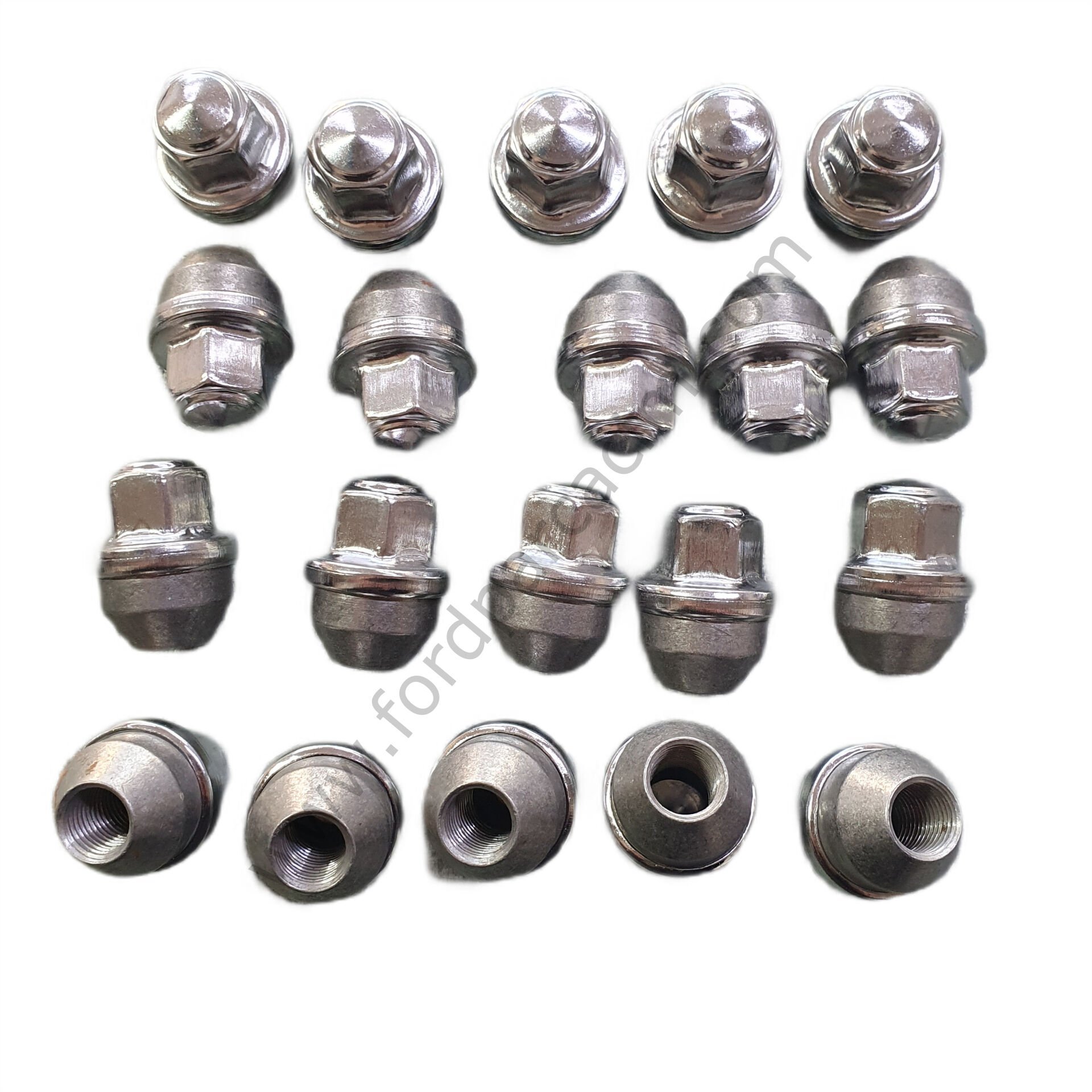 Custom Bijon Somunu 20 ADET KAPALI KONİK 2014 Sonrası Modeller İçin İTHAL