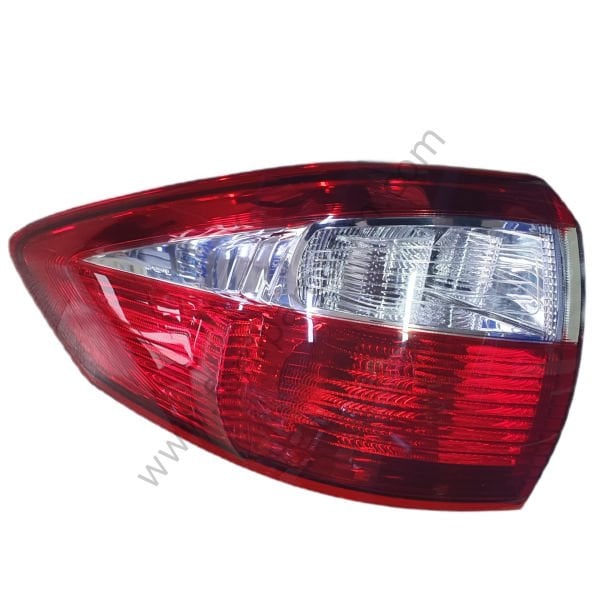 C-Max Dış Sol Stop 2011-2015 Arası Modeller İçin DEPO