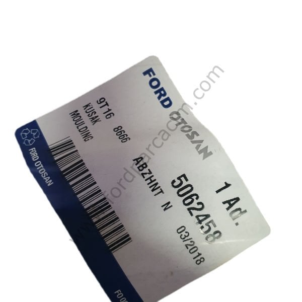 Connect Kaput Çıtası SİYAH 2009-2013 Arası Modeller İçin ORJİNAL