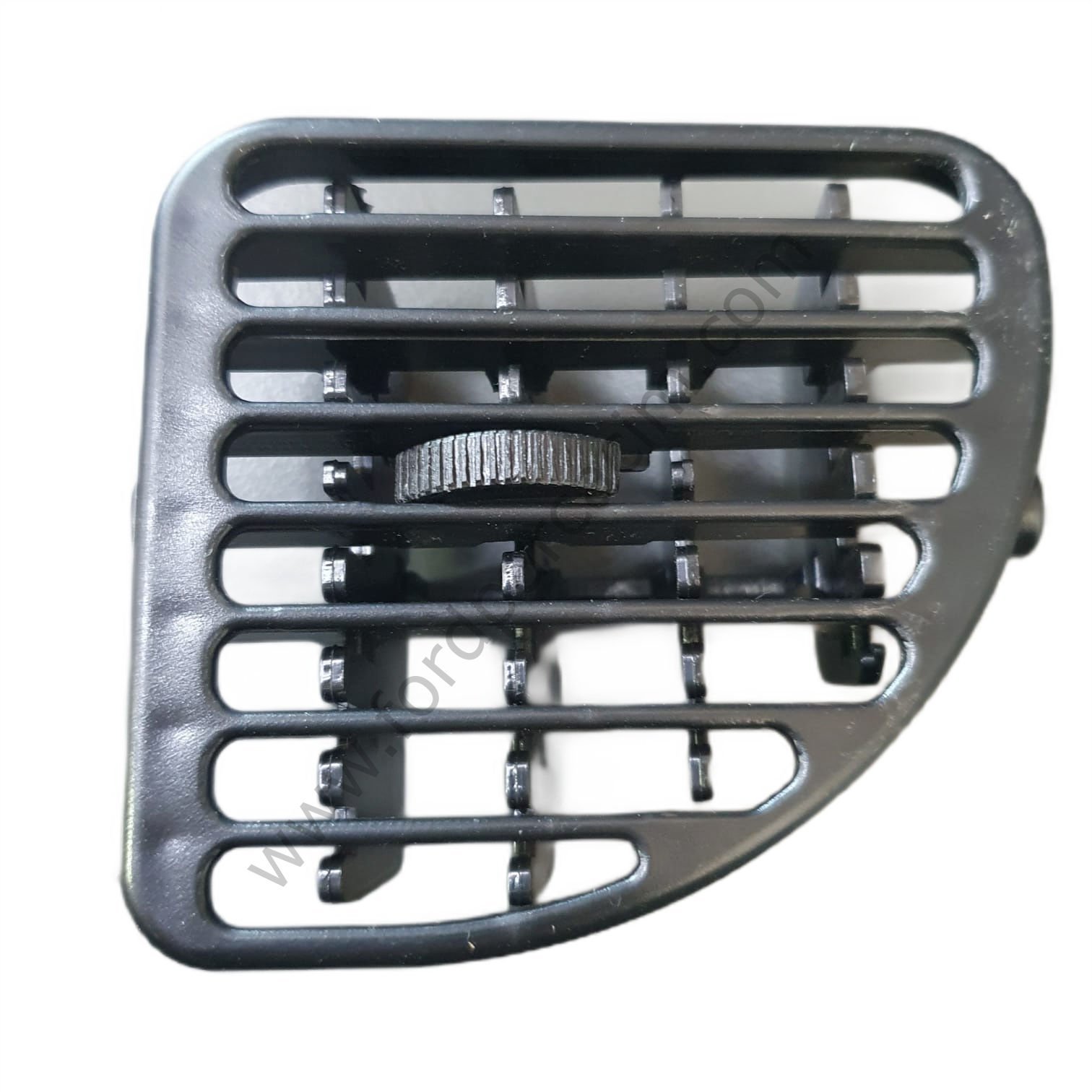 Transit Kalorifer Orta Izgara Alt Kapak 2002-2006 Arası Modeller İçin İTHAL