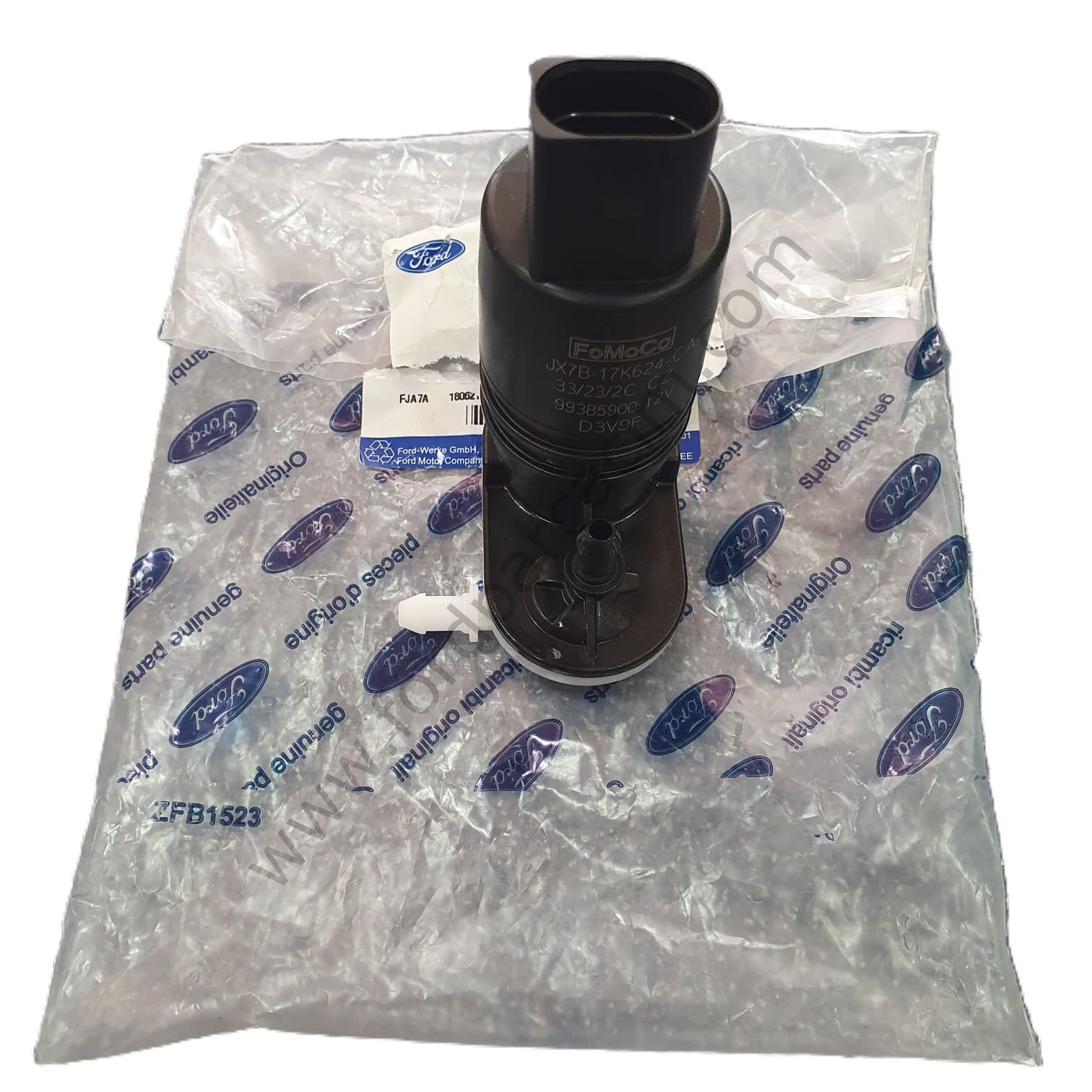 Focus 4 Silecek Su Motoru Çift Çıkış Arka Yıkamalı 2018 Sonrası Modeller İçin ORJİNAL