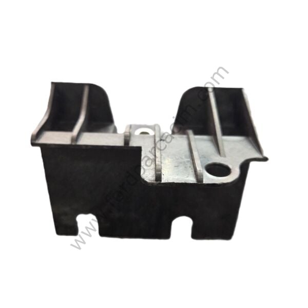 Connect DİREKSİYON HİDROLİK DEPOSU BAĞLANTI BRAKETİ 2002-2013 Arası Modeller İçin İTHAL