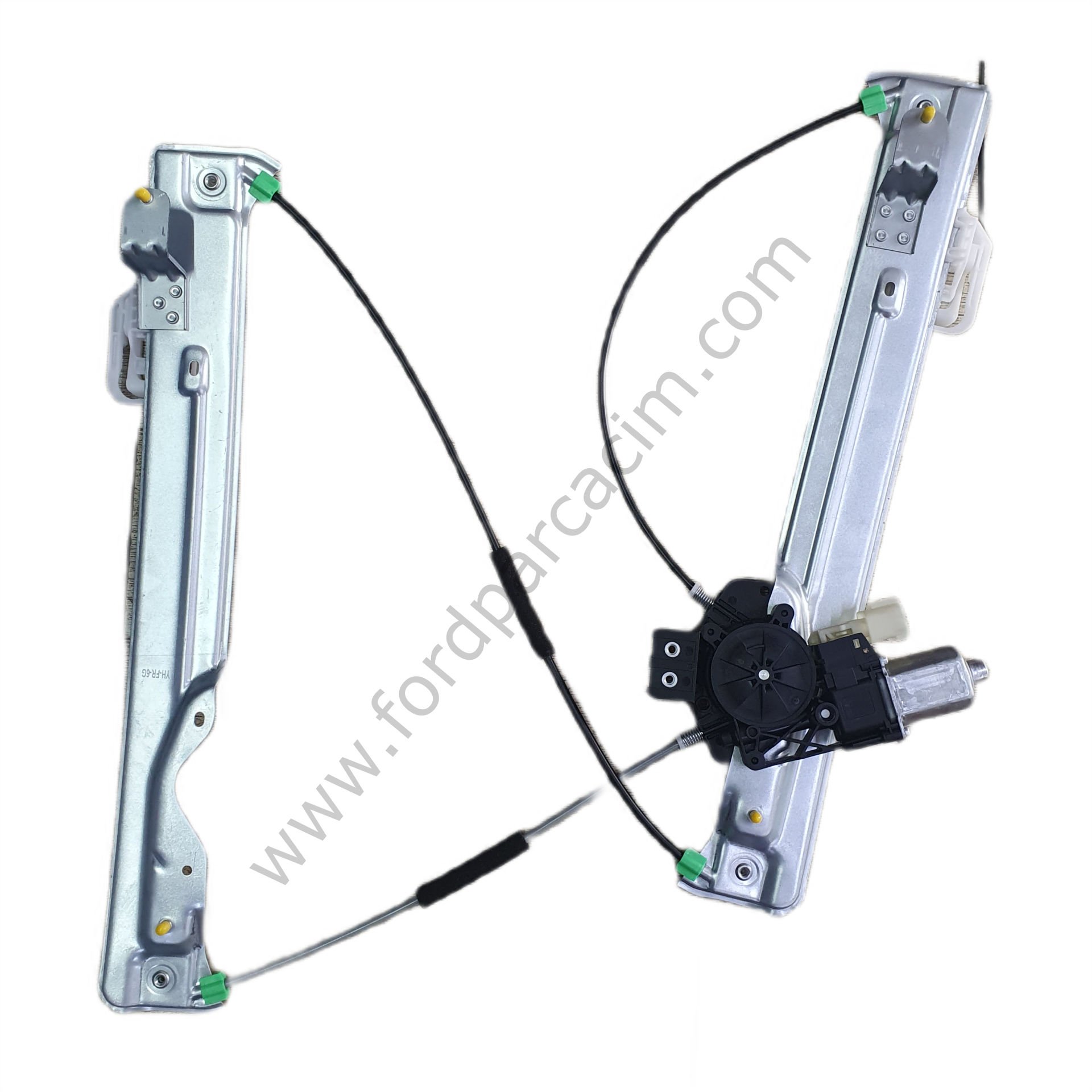 Kuga Ön Cam Krikosu Motorlu Sağ 2013-2019 Arası Modeller İçin İTHAL