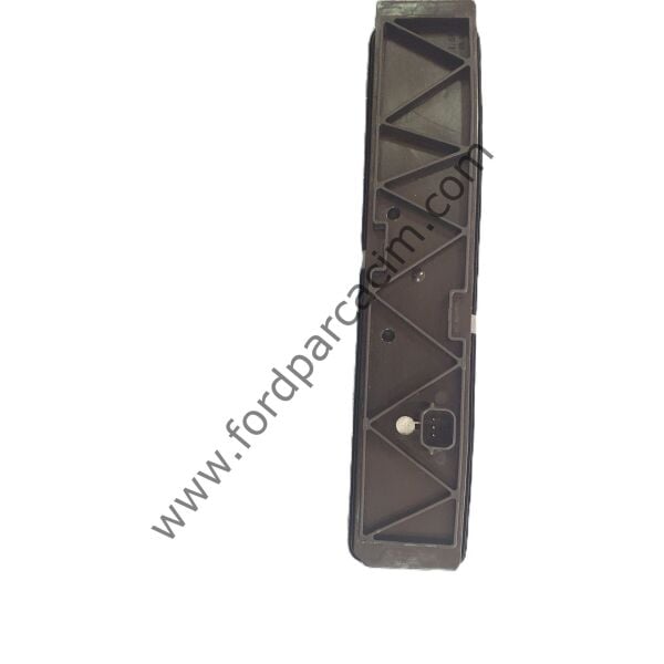 Fiesta Bagaj Açma Butonu KAMERASIZ 2017 Sonrası Modeller İçin İTHAL