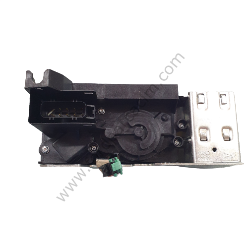 Connect Ön Sağ Kapı Kilidi 2007-2013 Arası Modeller İçin ORJİNAL