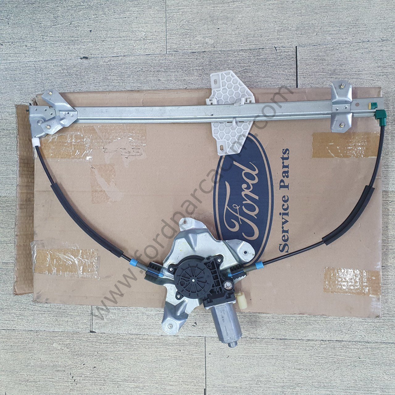 Connect Cam Krikosu Ön SAĞ Taraf 2002-2013 Arası ORJİNAL