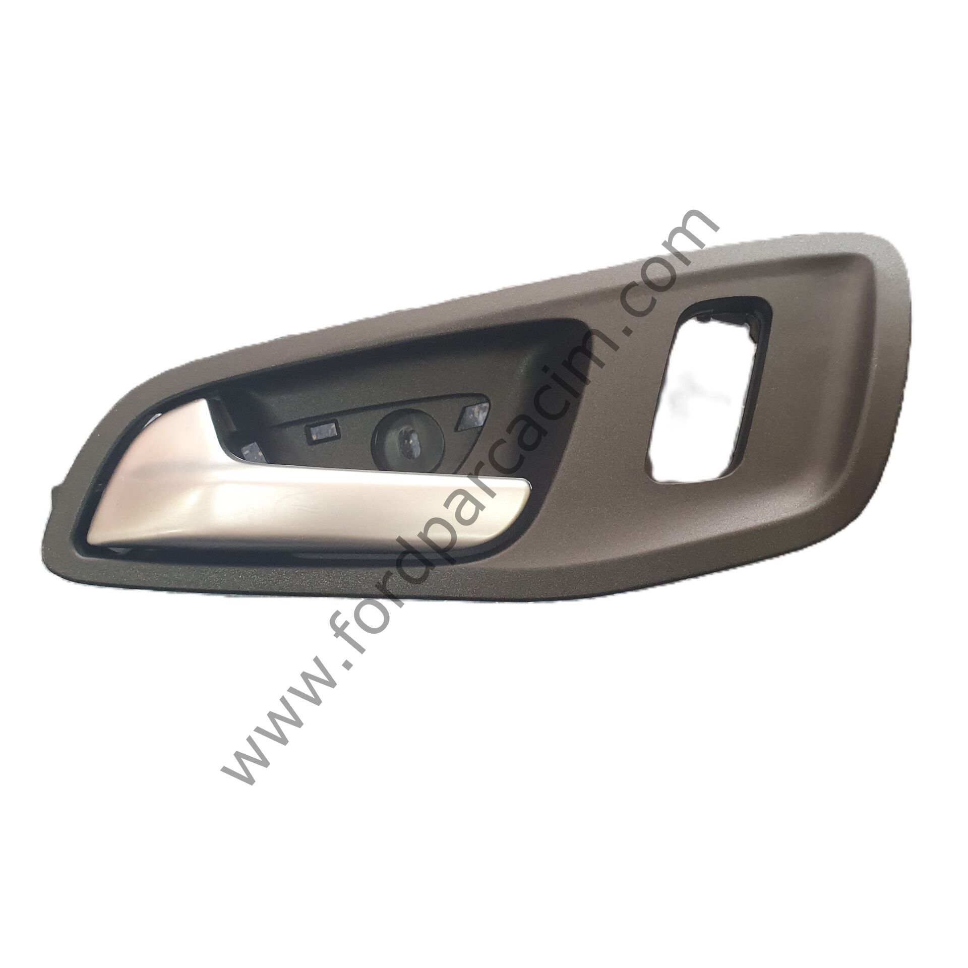 Custom Ön Kapı İç Açma Kolu Sol Nikelaj 2013-2018 Arası Modeller İçin İTHAL