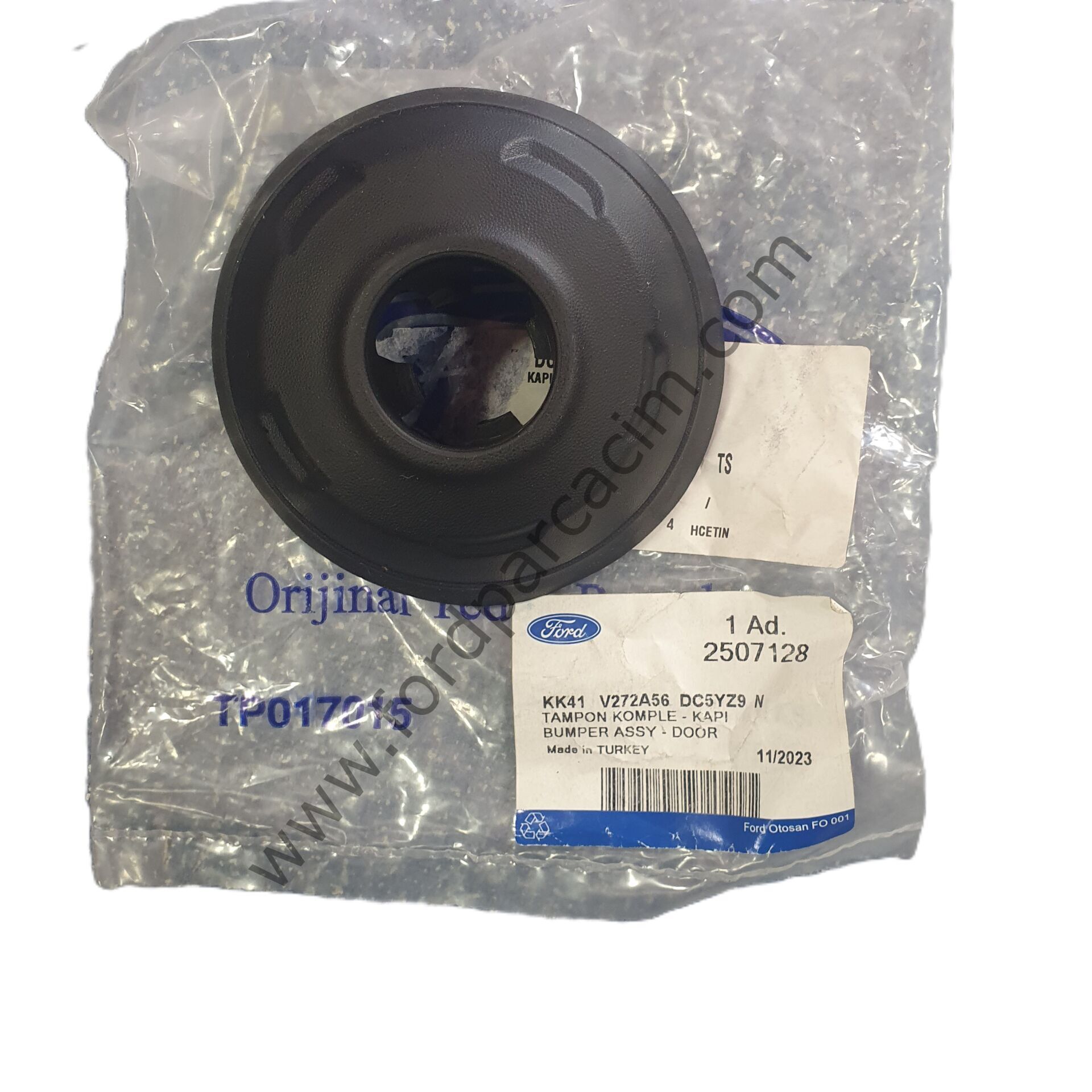 Transit Arka Kapı Mıknatıs Plastiği 2019 Sonrası Modeller İçin ORJİNAL