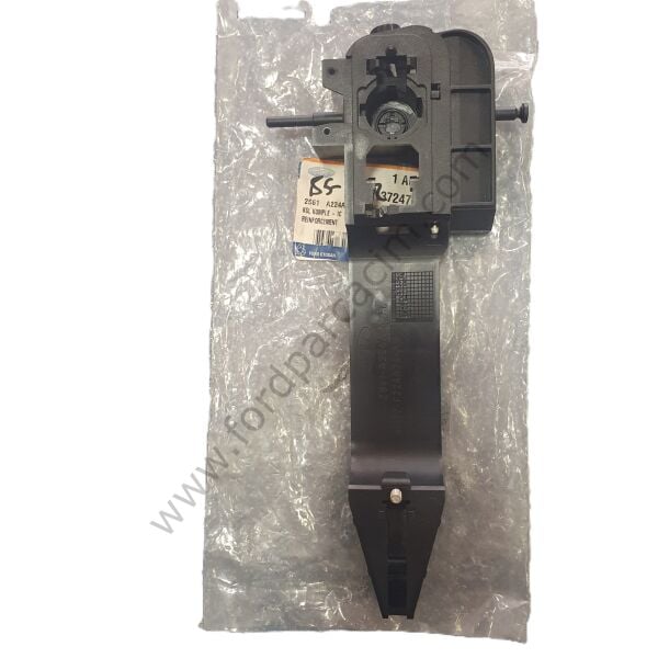 Fiesta Ön Sağ Kapı Kolu İç Takviyesi 2002-2007 Arası Modeller İçin ORJİNAL