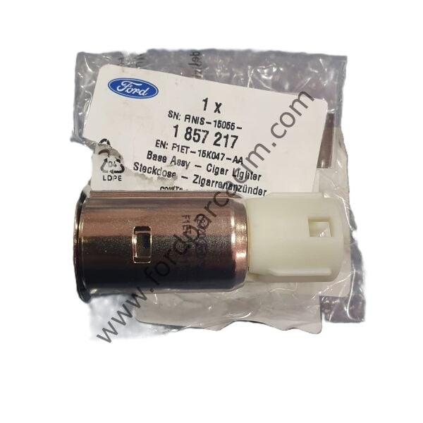 Kuga Çakmak Yuvası 2020 Sonrası Modeller İçin ORJİNAL