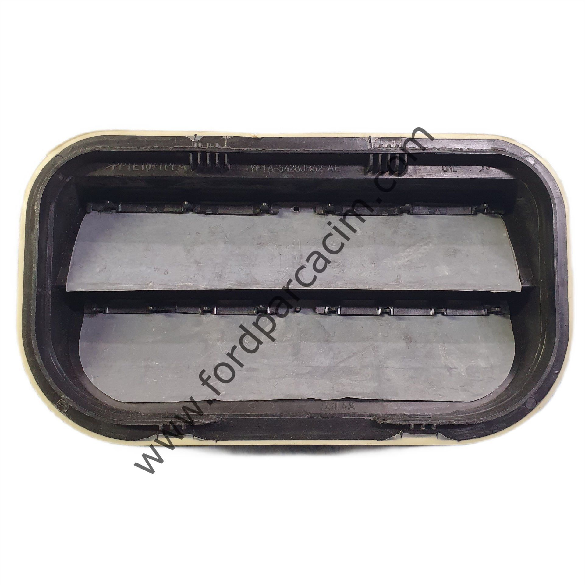 Kuga Arka Çamurluk Havalandırması Dış 2008-2013 Arası Modeller İçin FOMOCO ORJİNAL