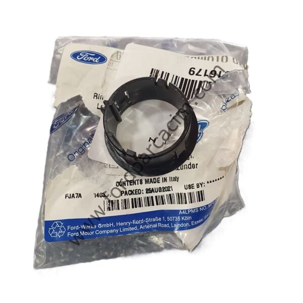 Fiesta Çakmak Yuva Çerçevesi 2015-2017 Arası Modeller İçin ORJİNAL