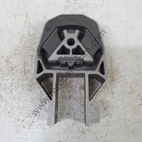 C-Max Şanzıman Alt Takozu 2003-2018 Arası Modeller İçin YERLİ