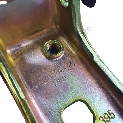 Mondeo Ön Kapı Menteşesi Üst Sol 2001-2006 Arası Modeller İçin ORJİNAL