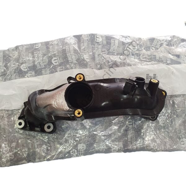 Focus 3 Gaz Kelebek Emme Manifold Ara Borusu 1.5-1.6 Dizel 2011-2018 Arası Modeller İçin ORJİNAL